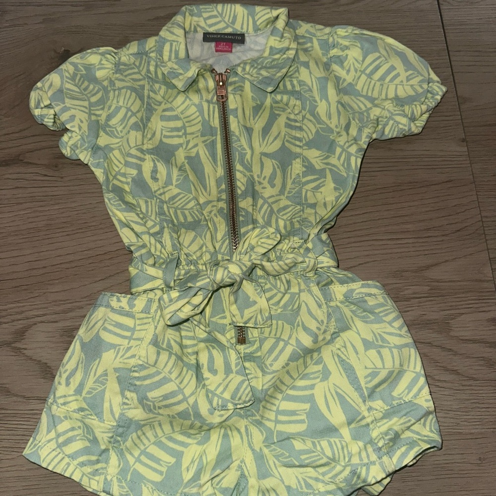 Vince Camuto Leaf Print Zipper Romper